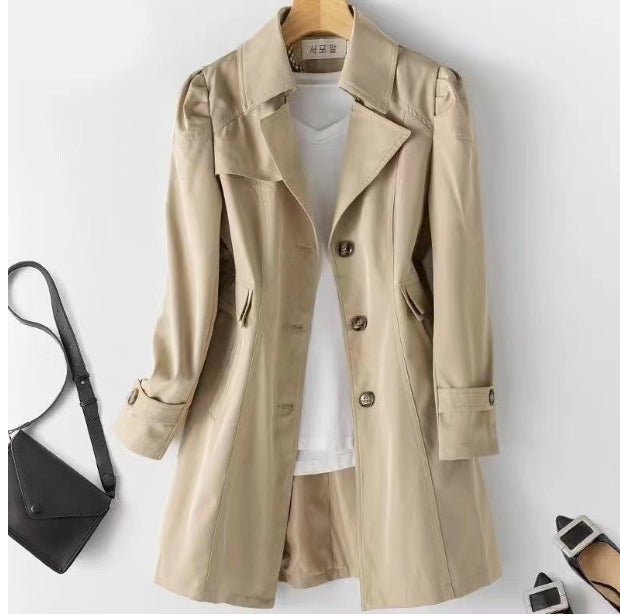 Eine stylische Trenchjacke für alle Gelegenheiten